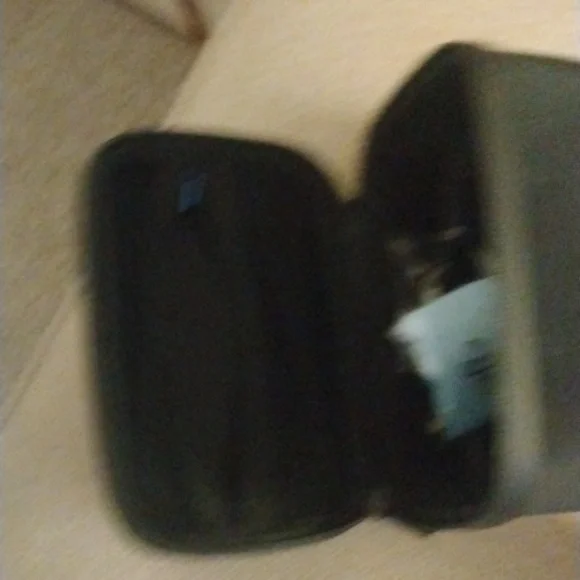 Digital camera - Picture 3 of 5